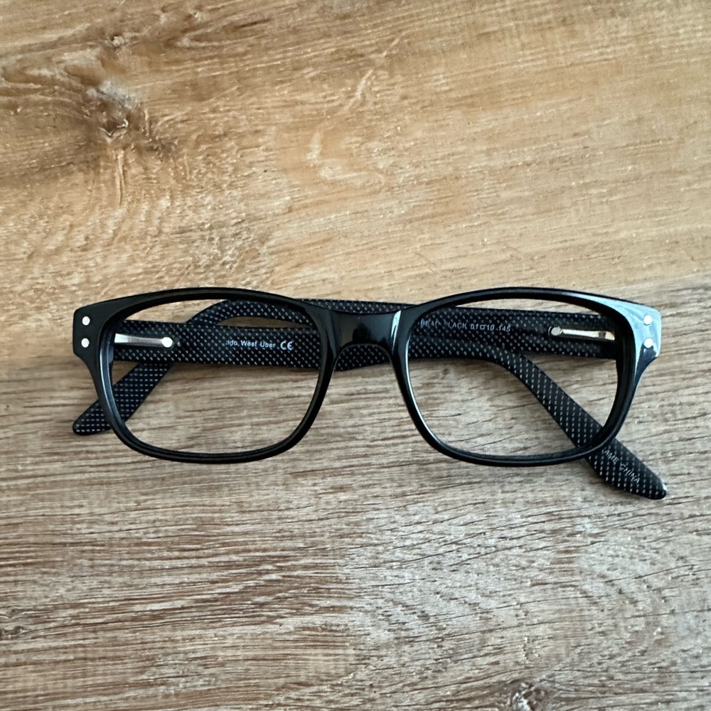 Uber eyeglasses